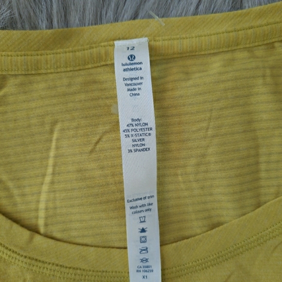 New Lululemon Run Away Tee - Picture 8 of 10